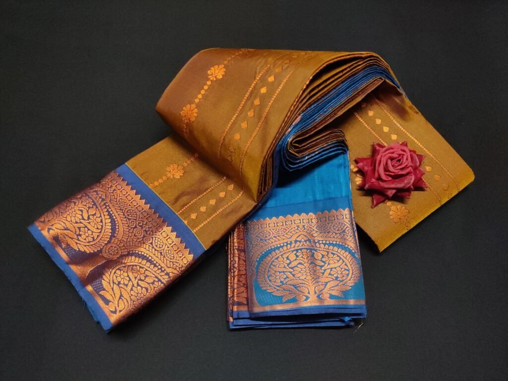 Kanchi soft silk sarees 739281.jpg