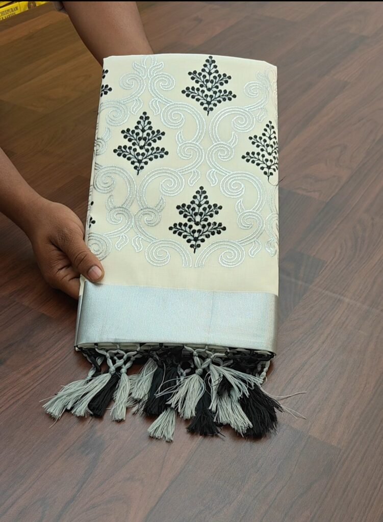 Kerala cotton sarees 762654.jpg